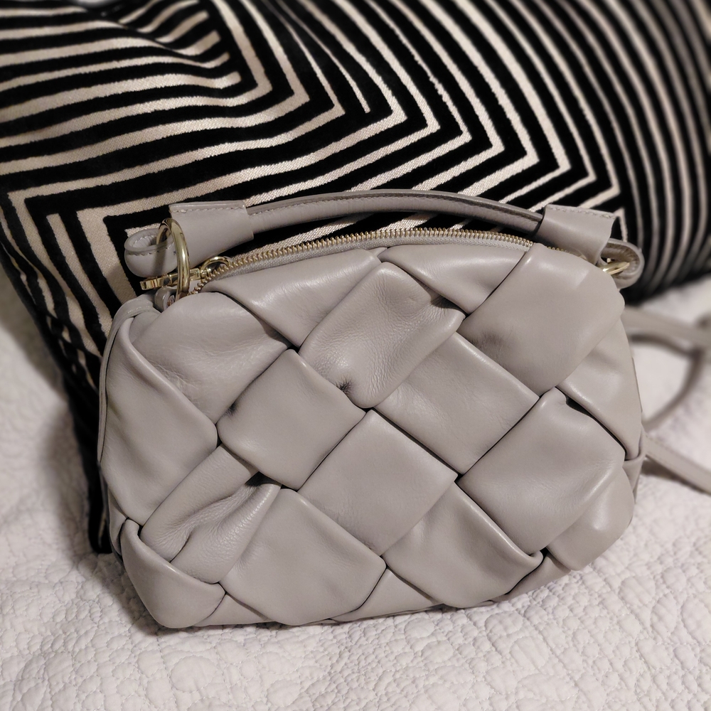 Chic Woven Leather Crossbody Bag Made In Italy Gray. New No Tags
